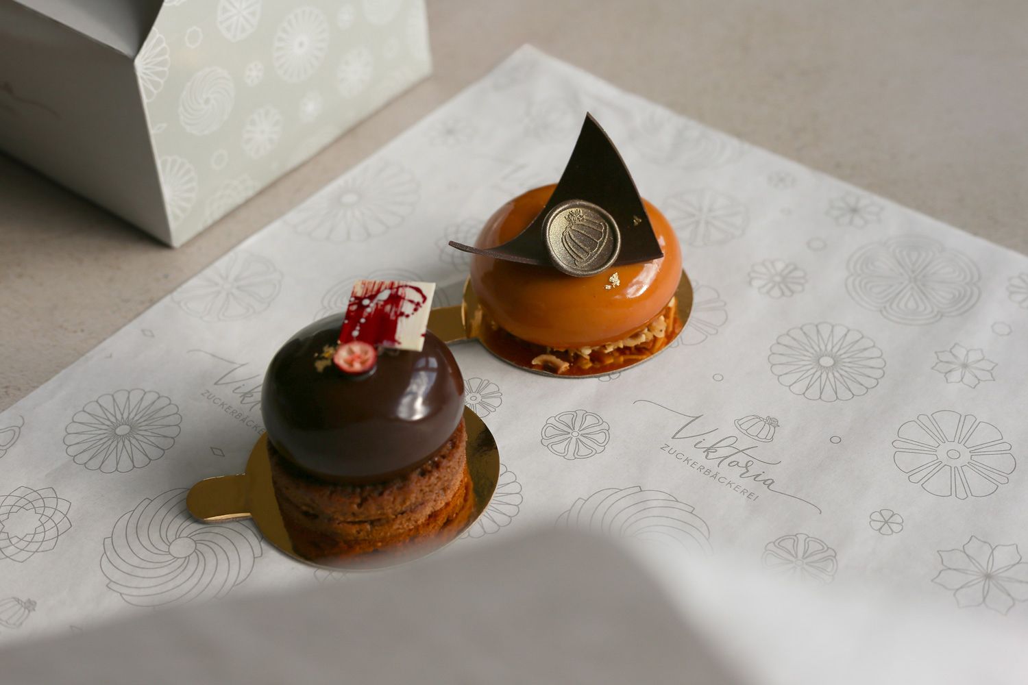 Geometrische Formen abgeleitet aus den Guglhupfformen im Zuge des Redesigns für Viktoria Zuckerbäckerei in Hallein, Salzburg. Man sieht unter